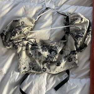 Black and white cropped blouse